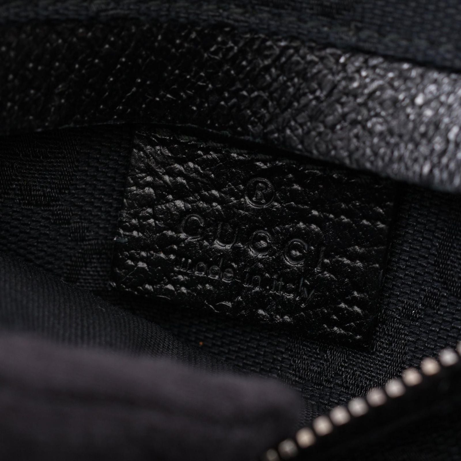 Gucci Waist Bag GG Canvas Black — view 4