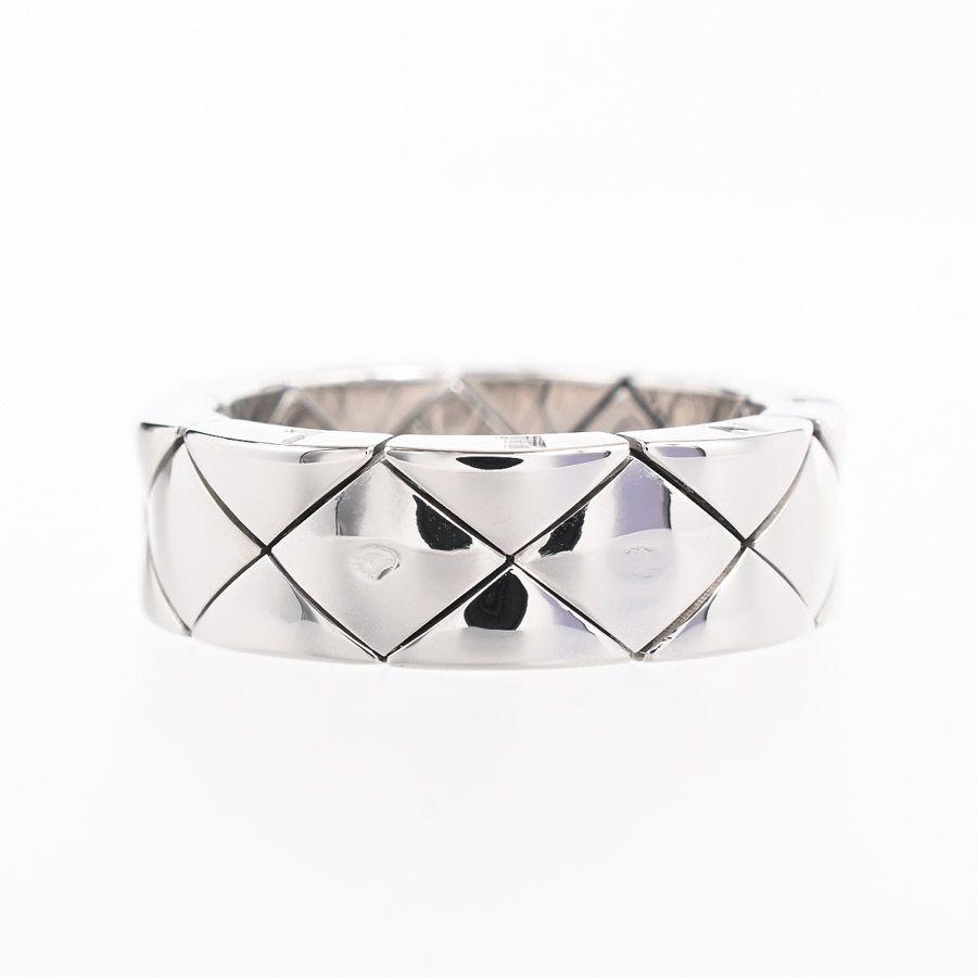 Chanel Ring Quilted White Gold