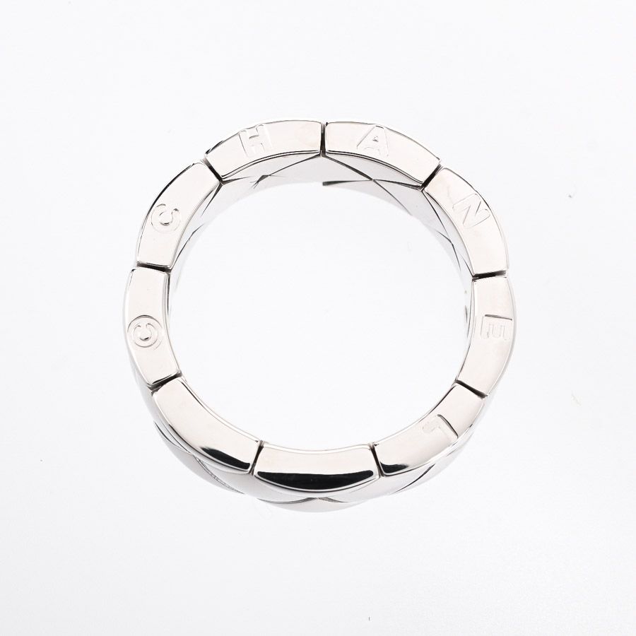 Chanel Ring Quilted White Gold