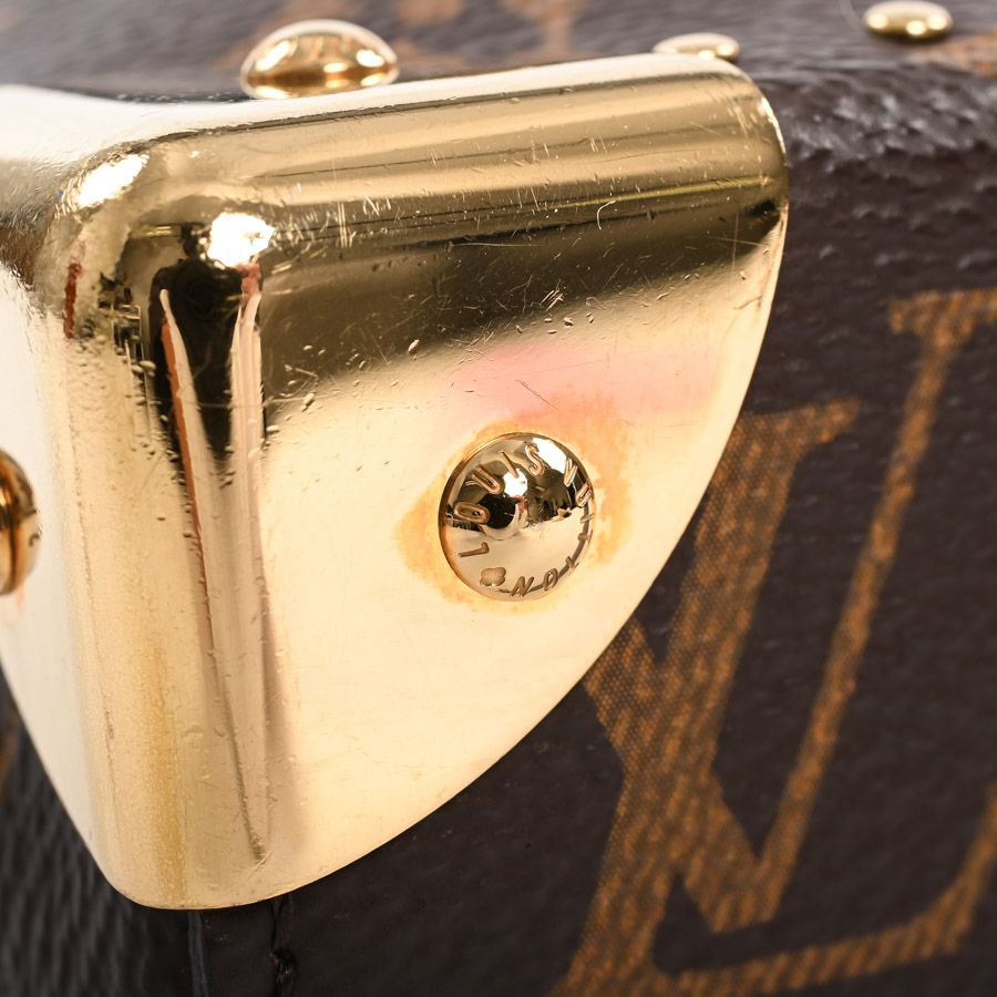 Louis Vuitton Shoulder Bag Camera — view 7