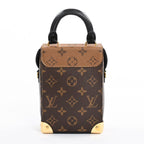Louis Vuitton Shoulder Bag Camera — view 3