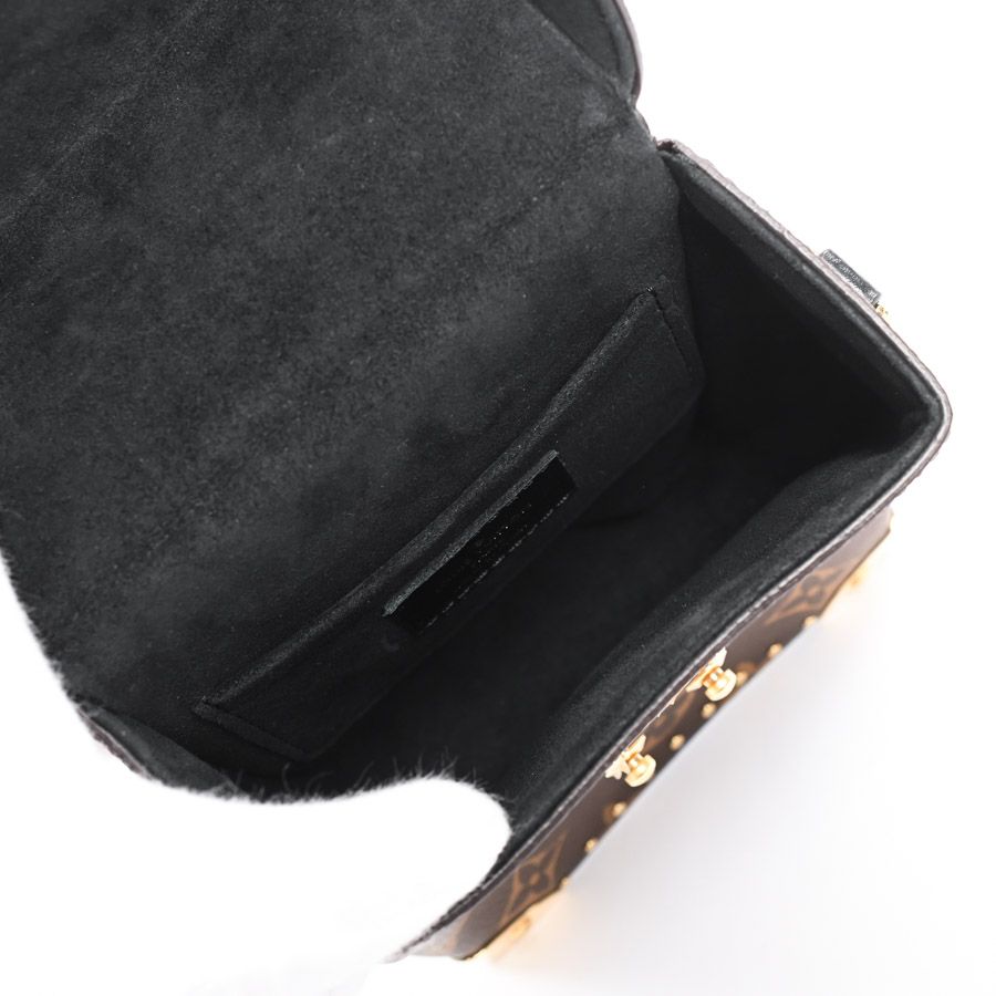 Louis Vuitton Shoulder Bag Camera — view 4