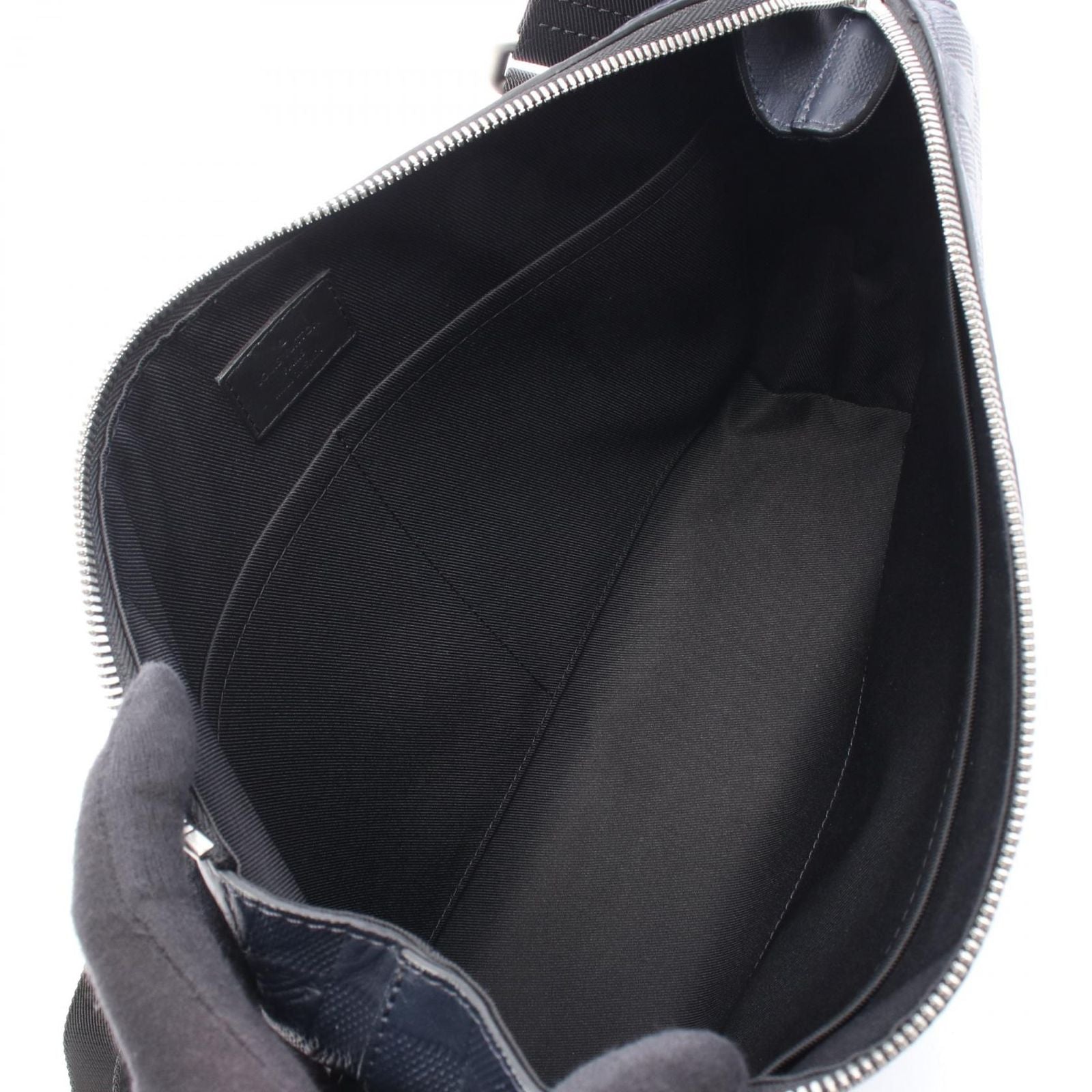 Louis Vuitton Shoulder Bag Discovery Messenger PM Astral Leather — view 3