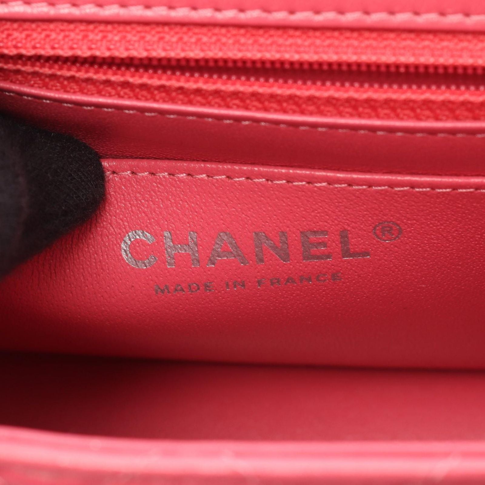 Chanel Shoulder Bag Mini Quilted Pink Lambskin Chain — view 4