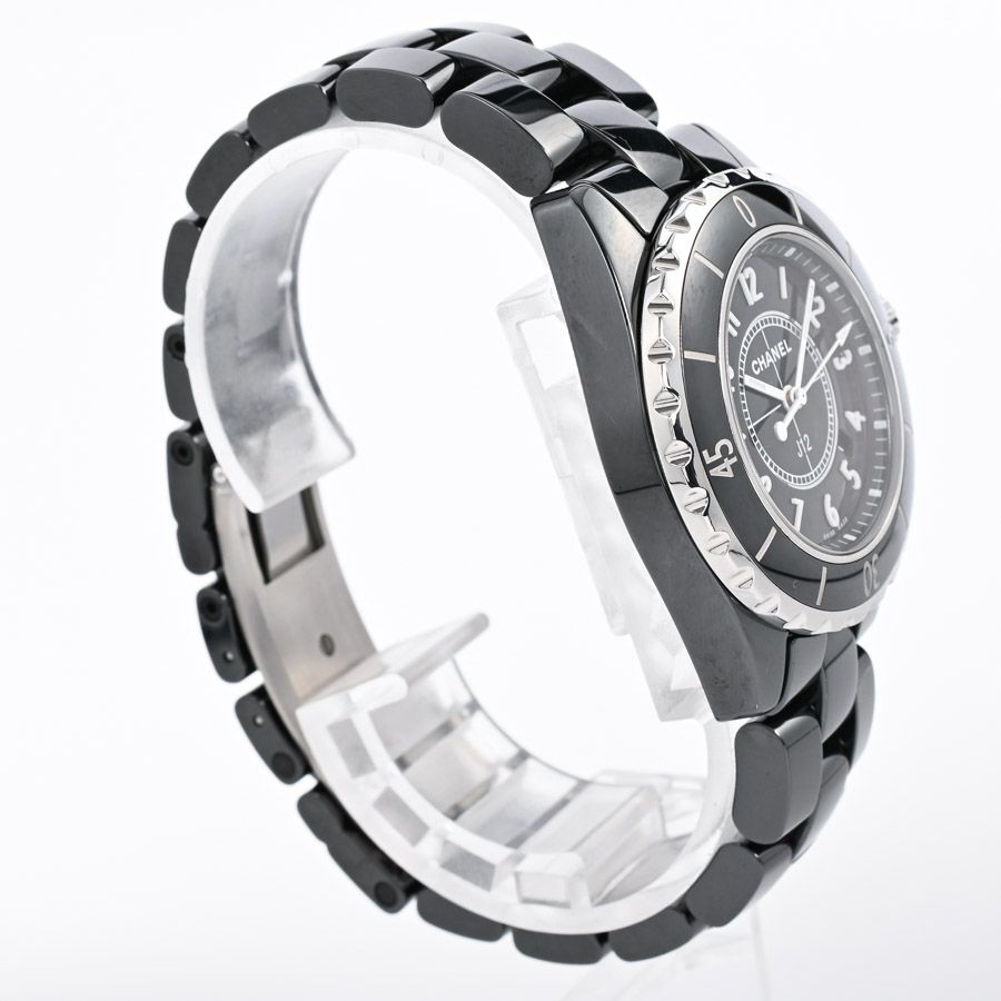 Chanel Watch 33 Black — view 3
