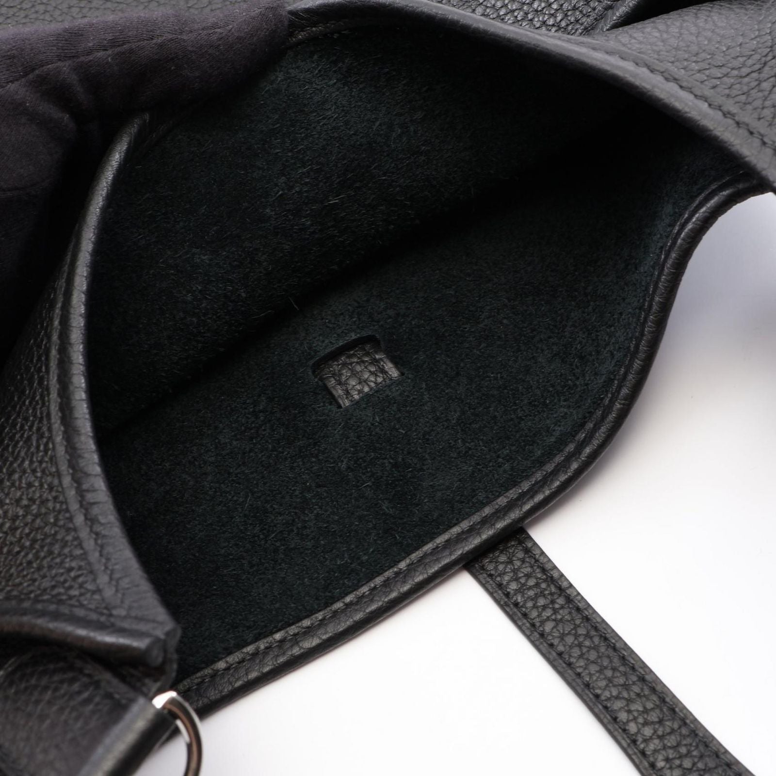 Hermes Shoulder Bag Evelyne 3 Trois PM Black Leather — view 7