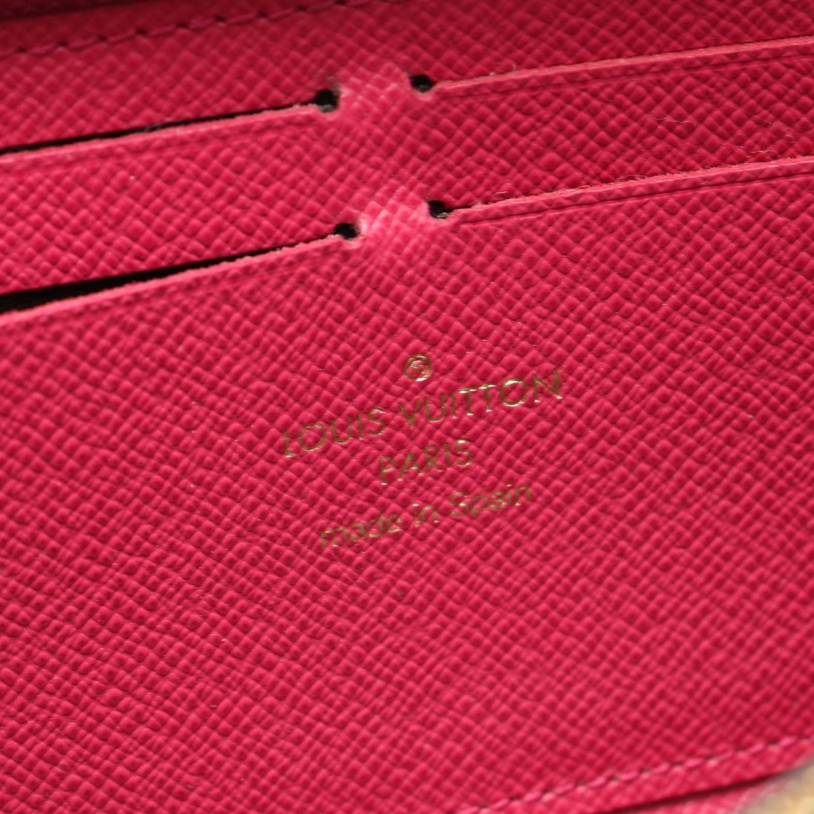 Louis Vuitton Round Wallet Portefeuille Clemence Leather — view 4