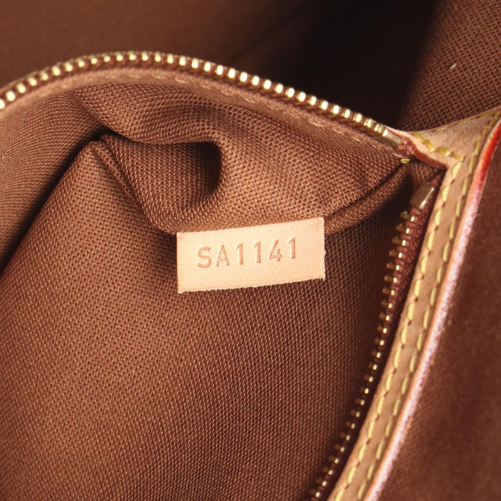 Louis Vuitton Shoulder Bag Batignolles Oriental Canvas Leather — view 5