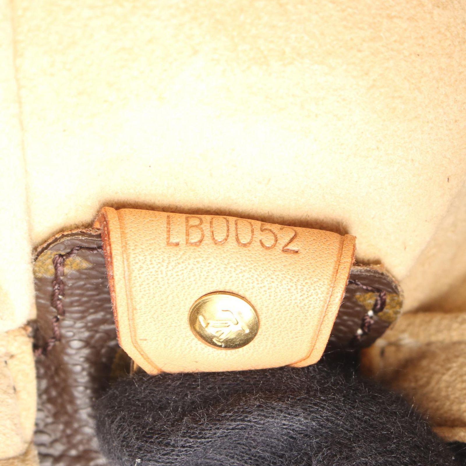 Louis Vuitton Shoulder Bag Looping GM Canvas Leather — view 5