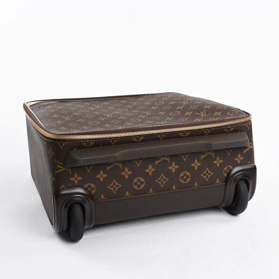 Louis Vuitton Travel Bag Pegase 45 — view 7