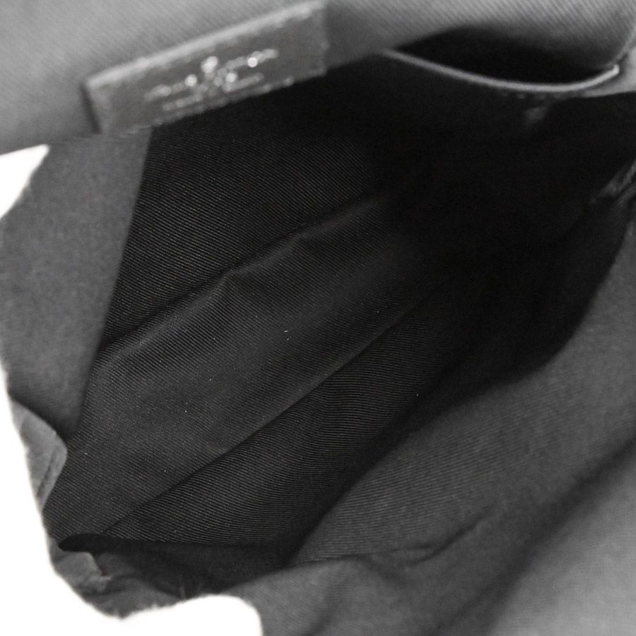 Louis Vuitton Belt Bag Avenue — view 4
