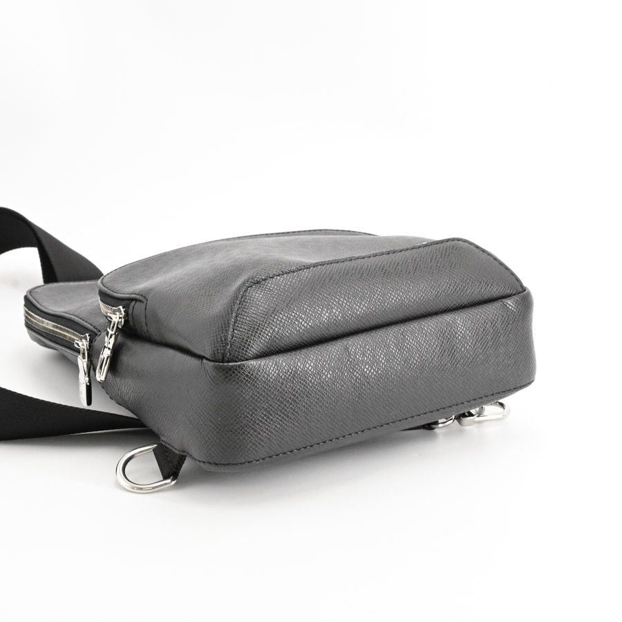 Louis Vuitton Belt Bag Avenue — view 5
