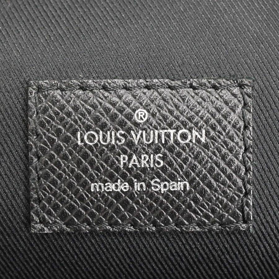 Louis Vuitton Belt Bag Avenue — view 6