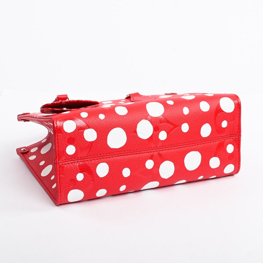 Louis Vuitton Handbag LV Xyk On The Go PM — view 5