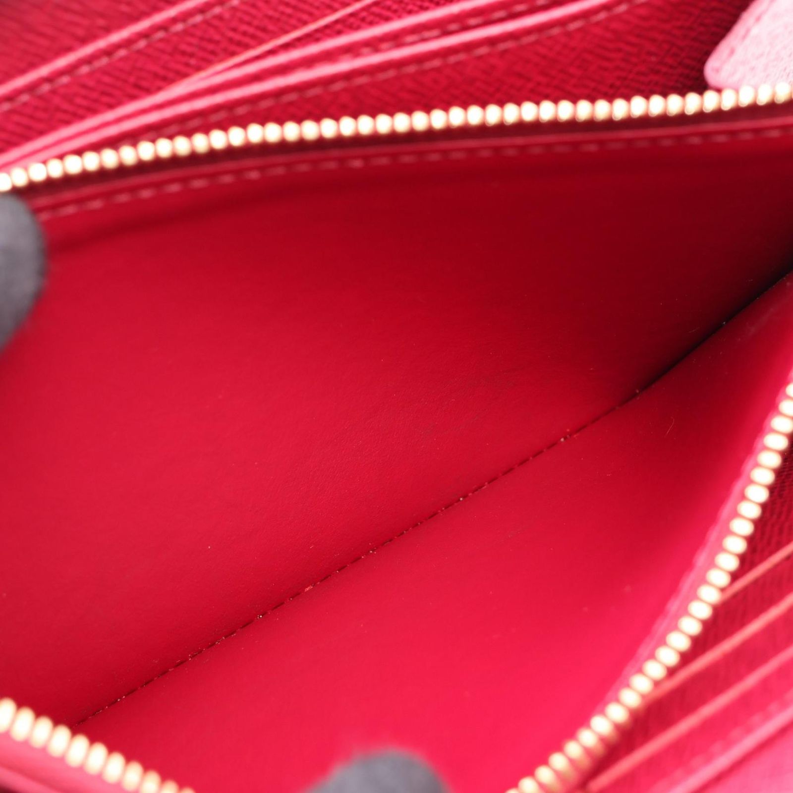 Louis Vuitton Round Wallet Zippy Fuchsia Canvas — view 5