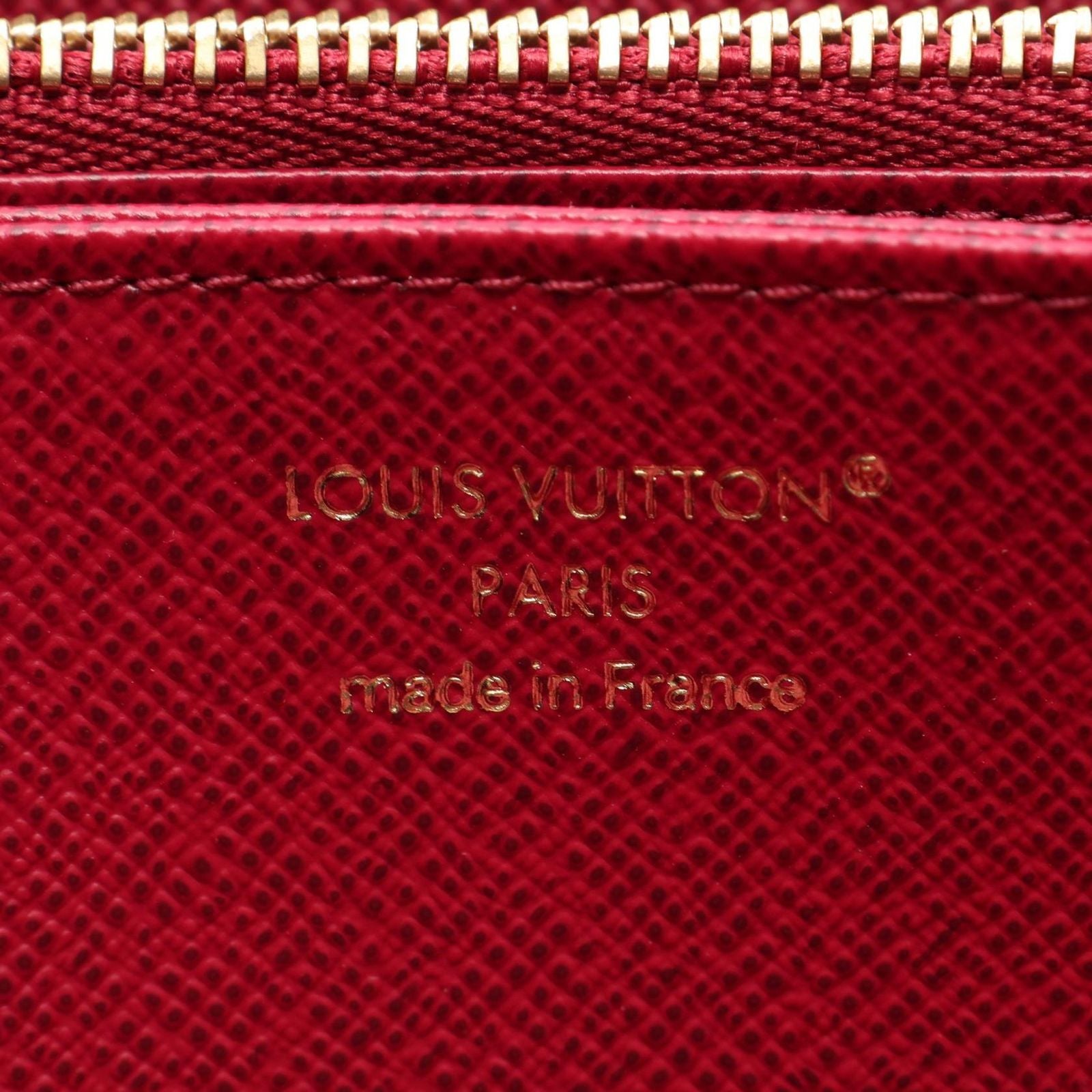 Louis Vuitton Round Wallet Zippy Fuchsia Canvas — view 4