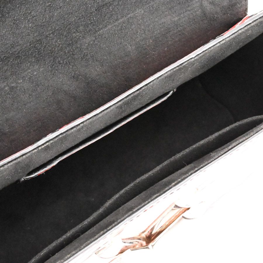 Louis Vuitton Shoulder Bag Twist — view 4