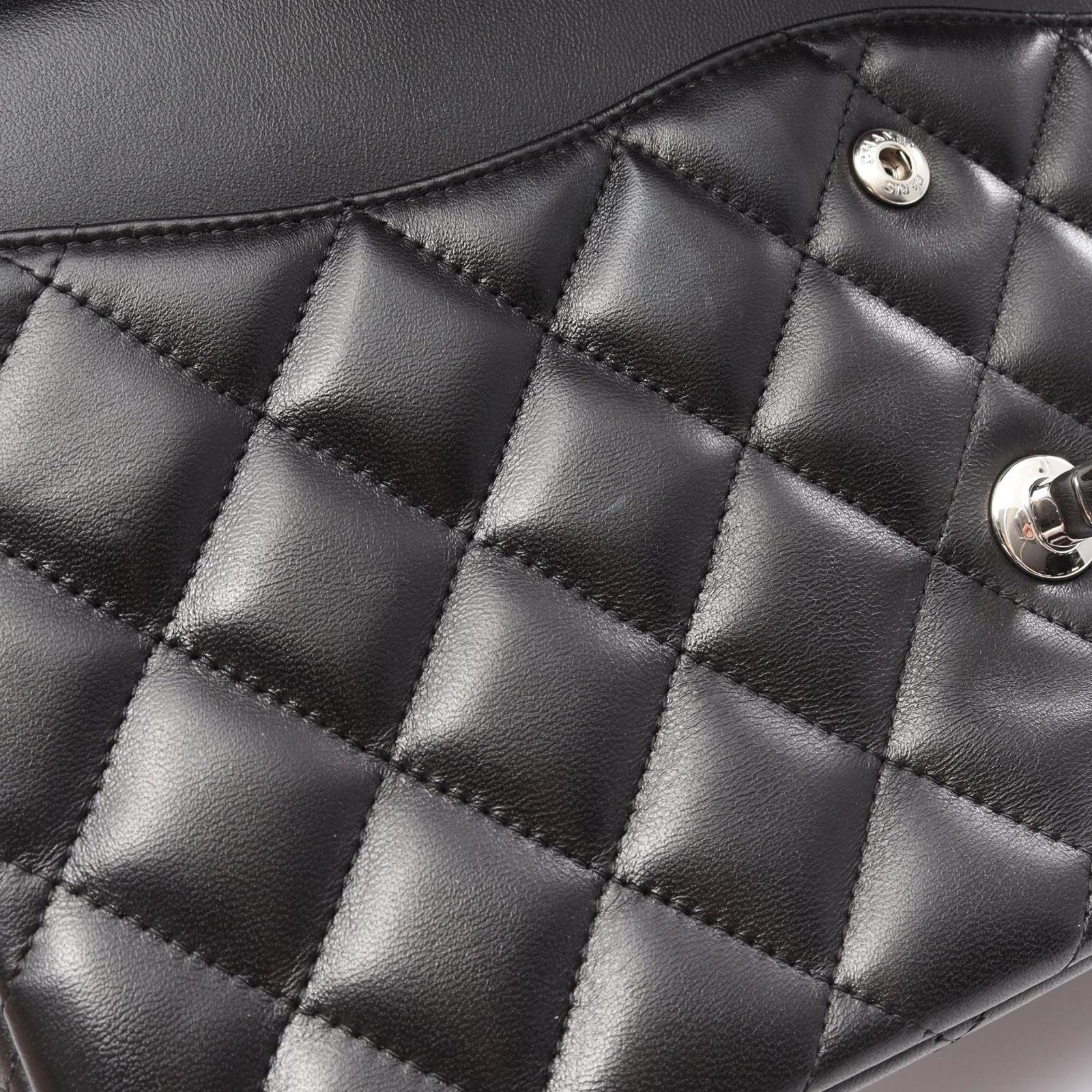 Chanel Shoulder Bag Maxi Quilted 30 Classic Large Double Flap Black Lambskin — view 8