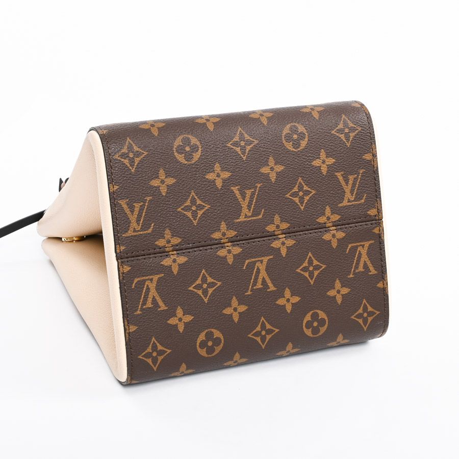 Louis Vuitton Handbag Fold Tote PM — view 5