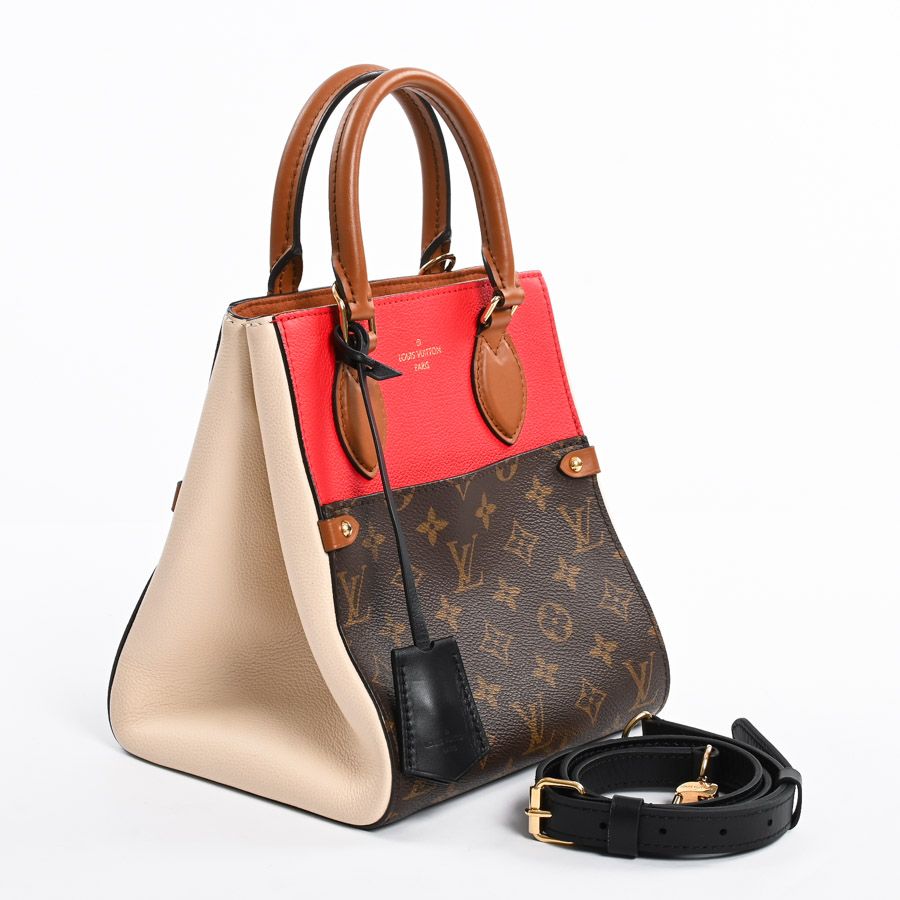 Louis Vuitton Handbag Fold Tote PM — view 2
