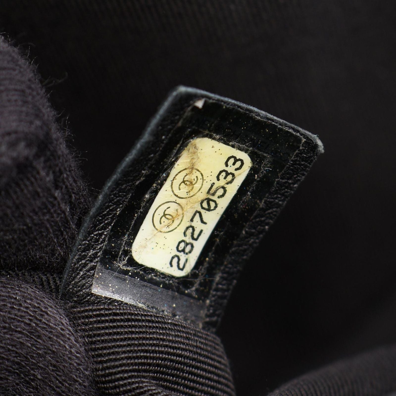 Chanel Shoulder Bag Boy Black Calf Boy Chain — view 5