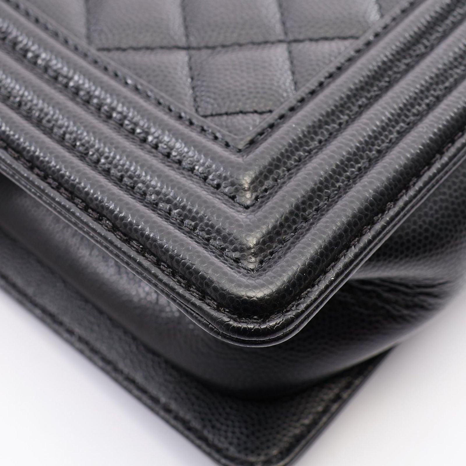 Chanel Shoulder Bag Boy Black Calf Boy Chain — view 7