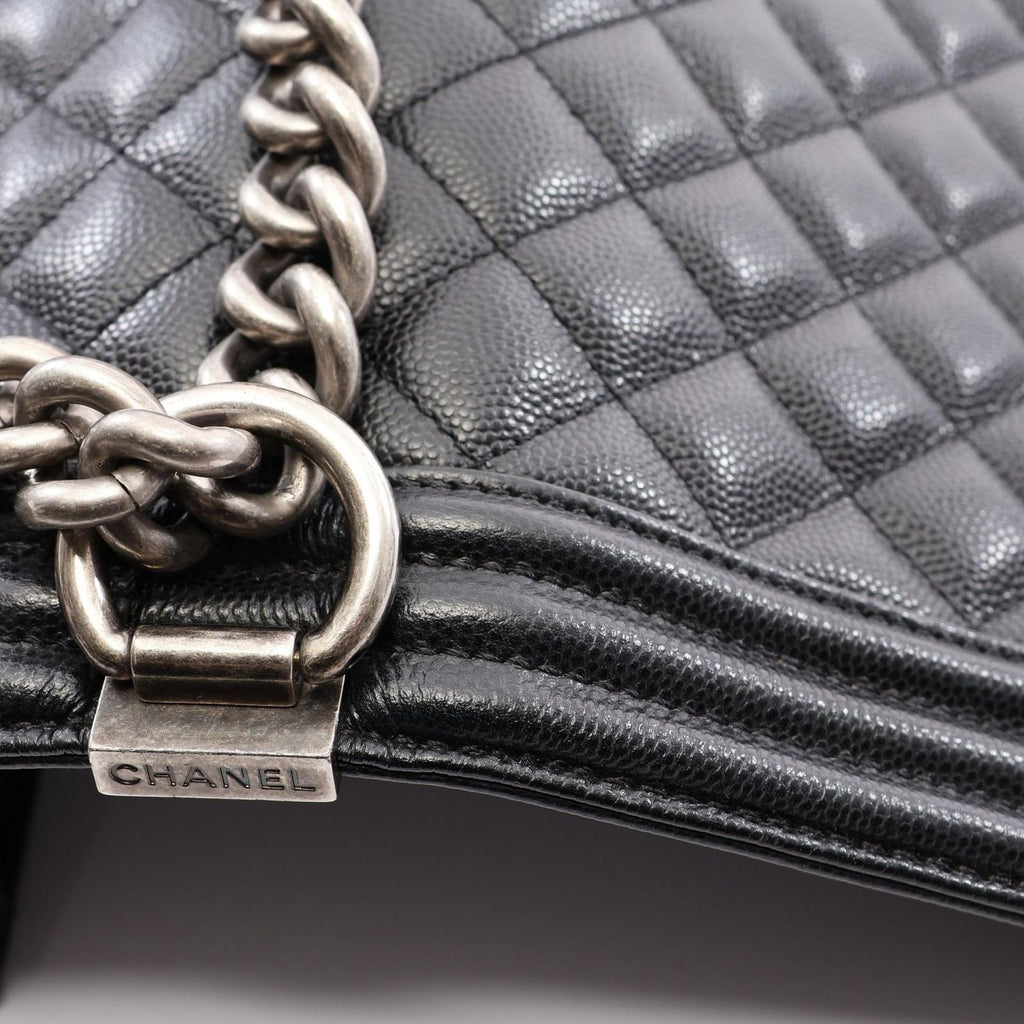 Chanel Shoulder Bag Boy Black Calf Boy Chain — view 6