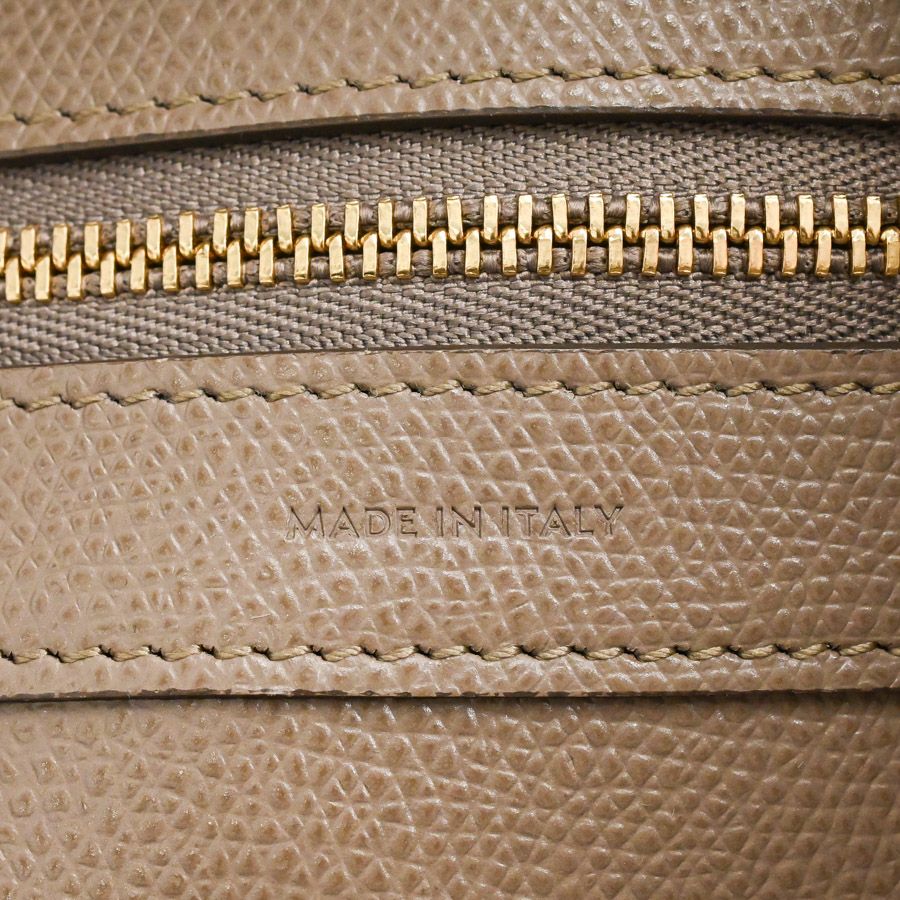 Celine Tote Vertical Cabas Mall — view 6