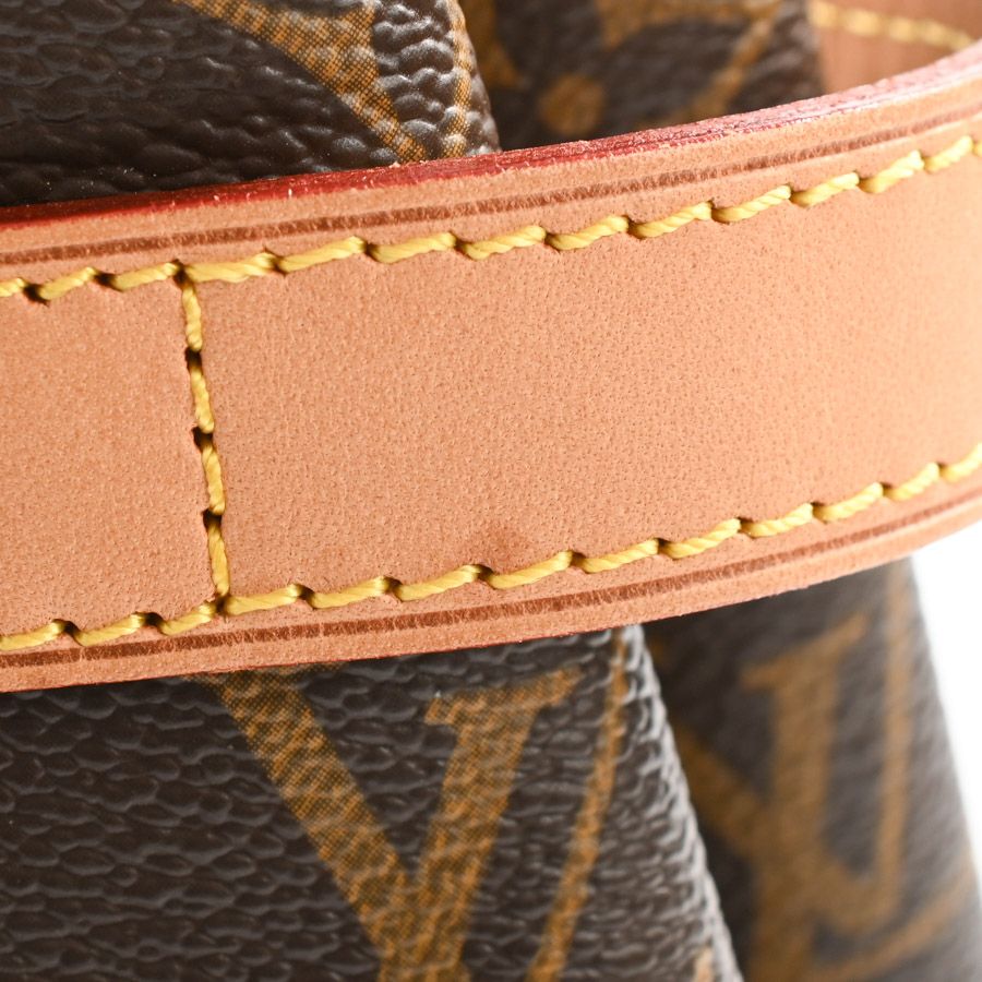 Louis Vuitton Tote Batignolles Oriental — view 9