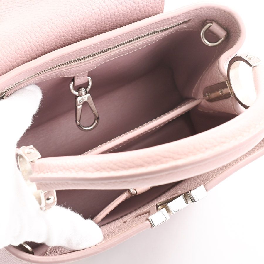 Louis Vuitton Handbag Capucines BB — view 4