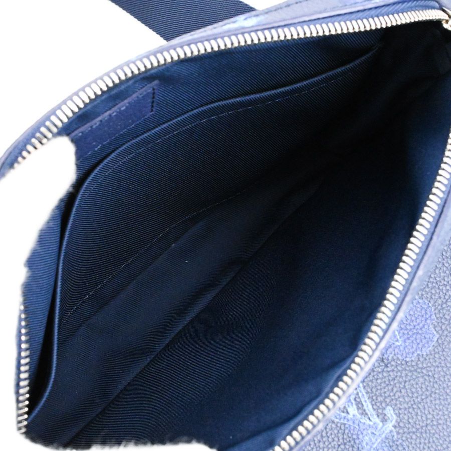 Louis Vuitton Shoulder Bag Trio Messenger — view 4