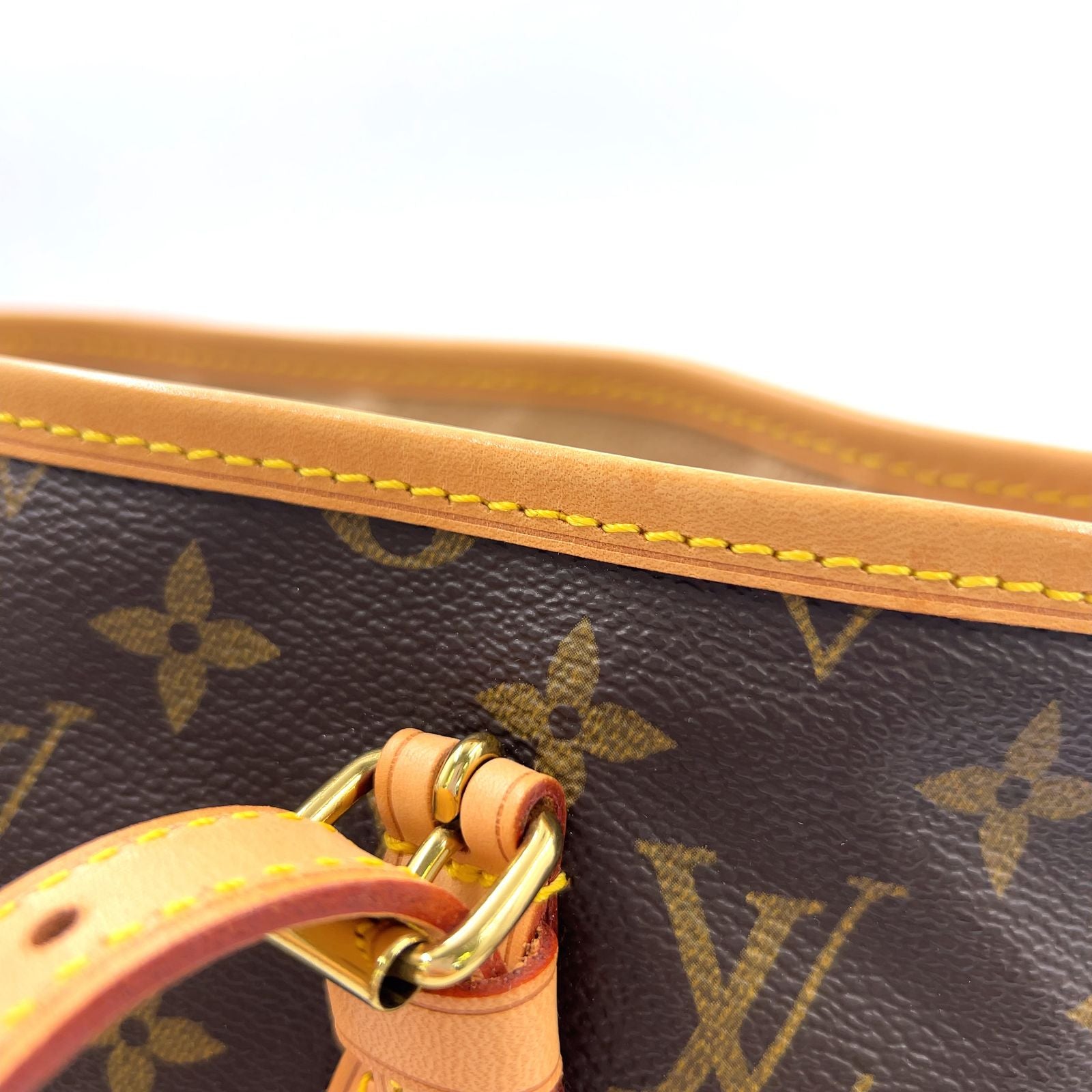 Louis Vuitton Bucket PM Monogram Leather Brown Light Shoulder Bag Gold — view 9