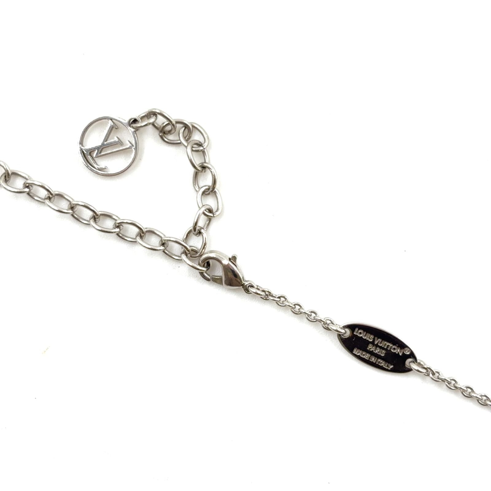 Louis Vuitton Essential Metal Silver Necklace — view 6