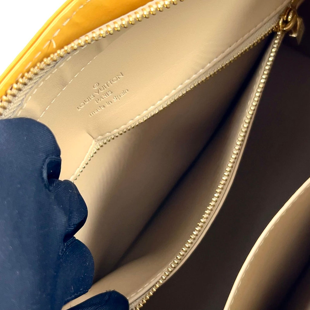 Louis Vuitton Houston Monogram Vernis Jaune Enamel Yellow Tote Gold — view 5