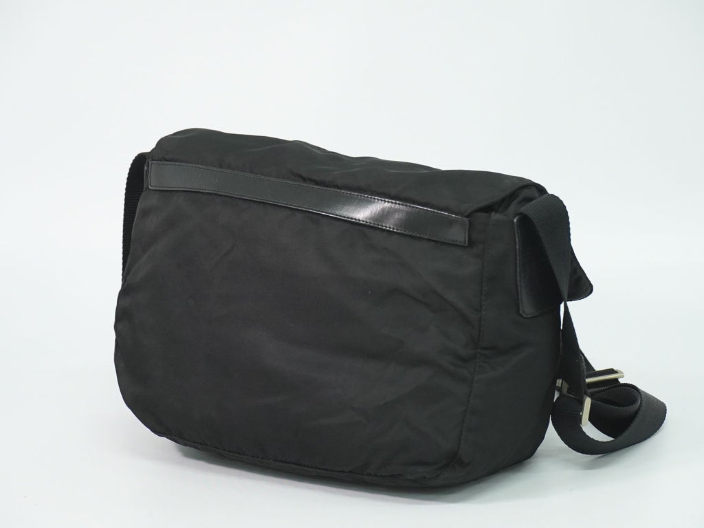 Prada Nylon Shoulder Bag Pochette Black — view 2
