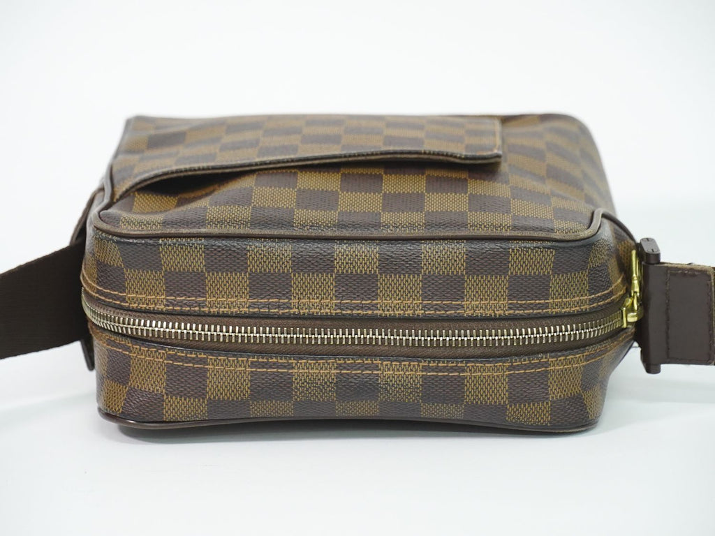 Louis Vuitton LV Olaf PM Damier Ebene Shoulder Bag Pochette Brown Olav — view 5