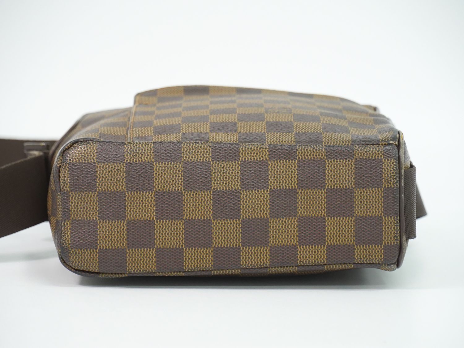 Louis Vuitton LV Olaf PM Damier Ebene Shoulder Bag Pochette Brown Olav — view 3