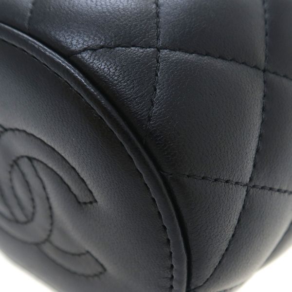 Chanel Quilted Vanity Chain Shoulder Black — view 5