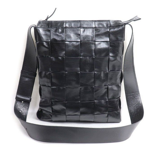 Bottega Veneta Maxi Intrecciato Cassette Shoulder Bag Black