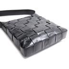 Bottega Veneta Maxi Intrecciato Cassette Shoulder Bag Black — view 3