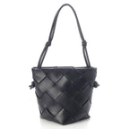 Bottega Venetas Club Maxi Intrecciato Leather Bucket Handbag Black