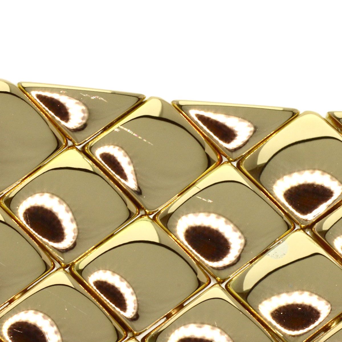 Chanel Quilted Watch 18k Yellow Gold — view 9