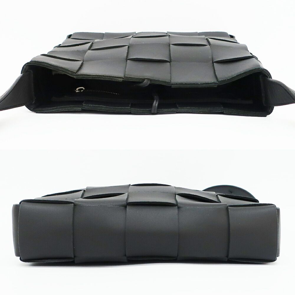 Bottega Veneta Ten Cassette Messenger Bag Black Leather — view 3