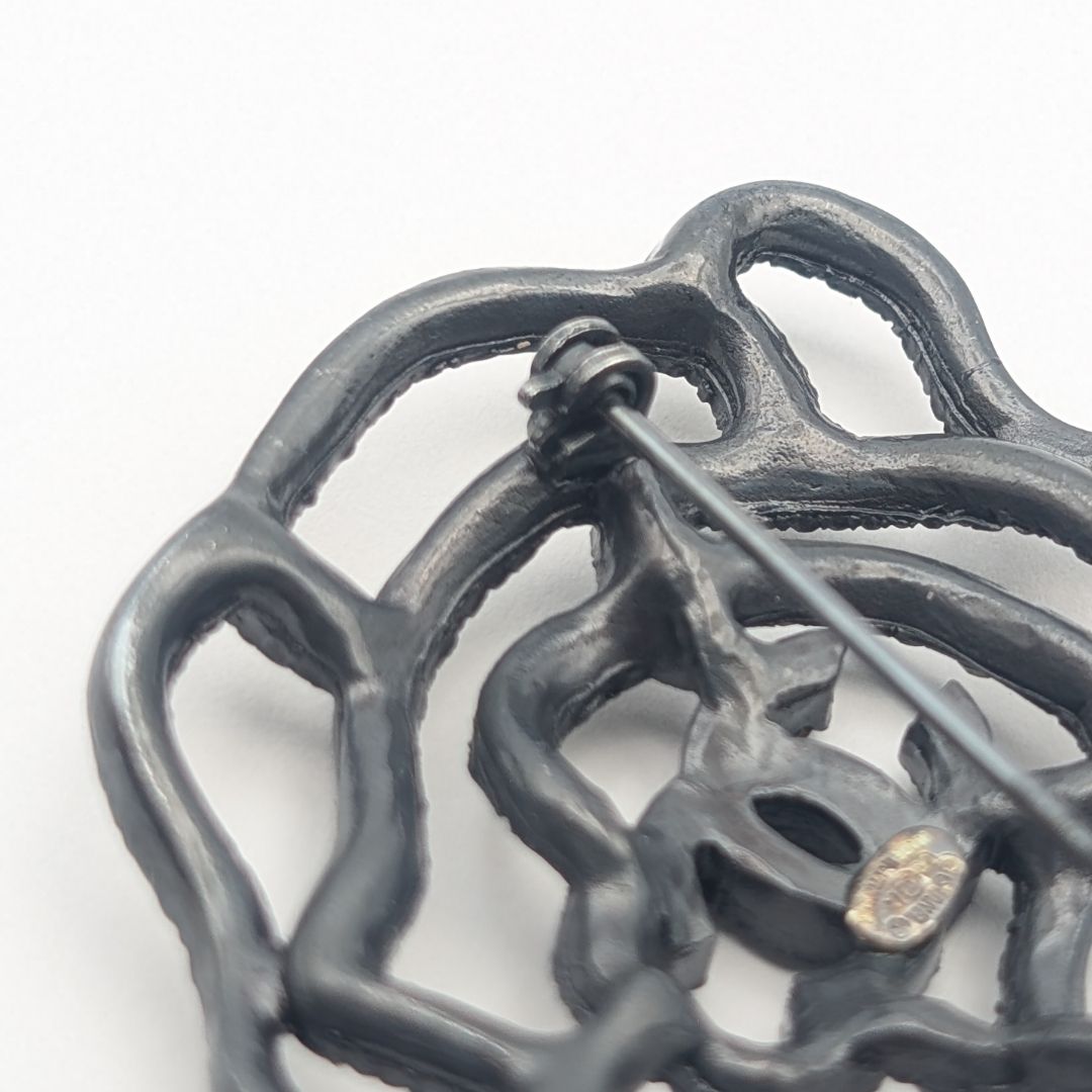 Chanel Brooch CC Logo Black Camellia Rhinestone Vintage — view 4