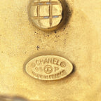 Chanel Earrings CC Logo Gold Vintage Single — view 4