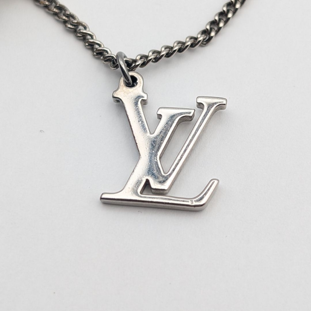 Louis Vuitton Monogram Eclipse Collier Charm Necklace — view 4