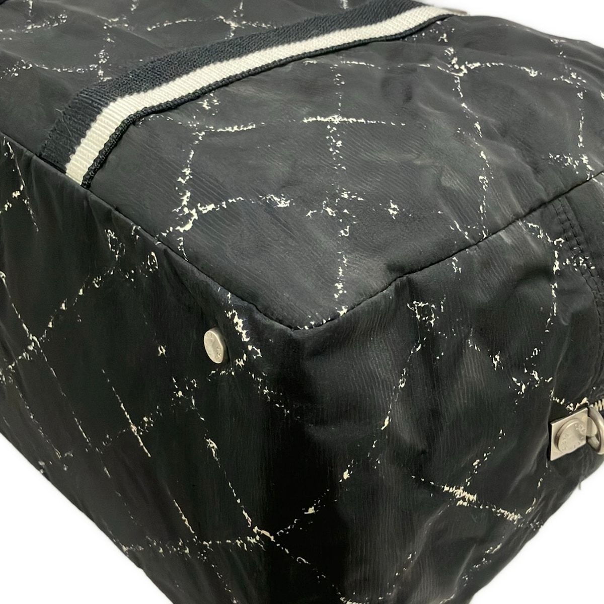 Chanel Boston Bag Vintage Travel Line Black White Silver No Lock — view 6