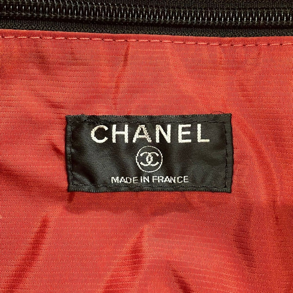 Chanel Boston Bag Vintage Travel Line Black White Silver No Lock — view 8