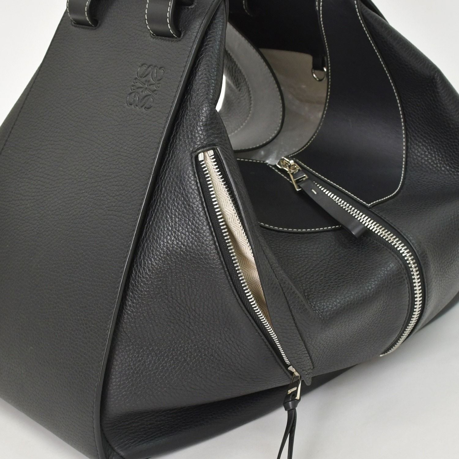 Loewe Hammock Large Shoulder Bag Leather Black Silver — view 4