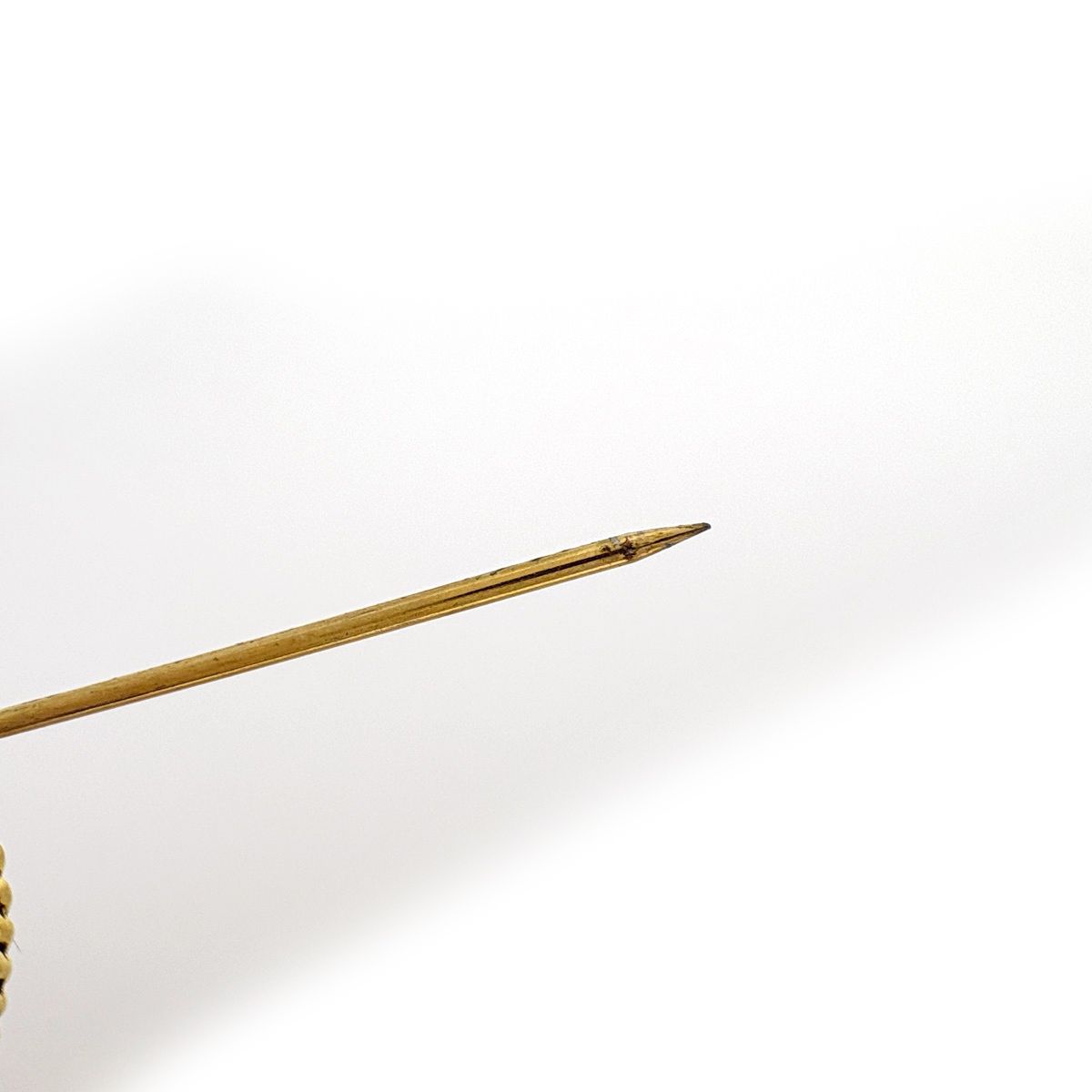 Chanel CC Logo Brooch Gold Plated — view 5